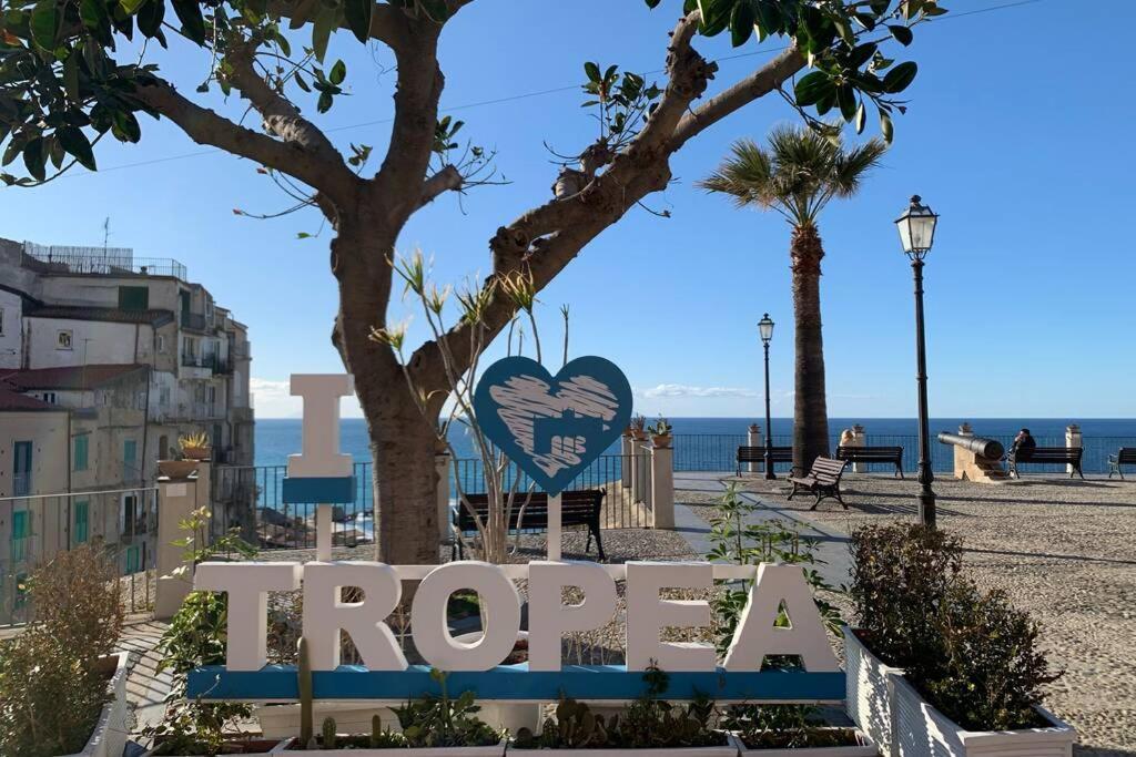 Boutique Apartment With Beach Within Walking Distance, Near Tropea Parghelia Exterior photo