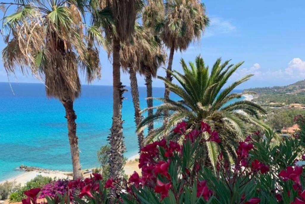 Boutique Apartment With Beach Within Walking Distance, Near Tropea Parghelia Exterior photo